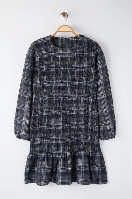 Trendyol Curve Damen Mehrfarbig Kariert Kurz / Mini Lang Casual Bodycon Große Größen Kleid - Image 5