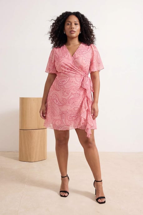Trendyol Curve Damen Mehrfarbig Paisley Kurz / Mini Kurz Casual Zweireihig Große Größen Kleid - Image 6