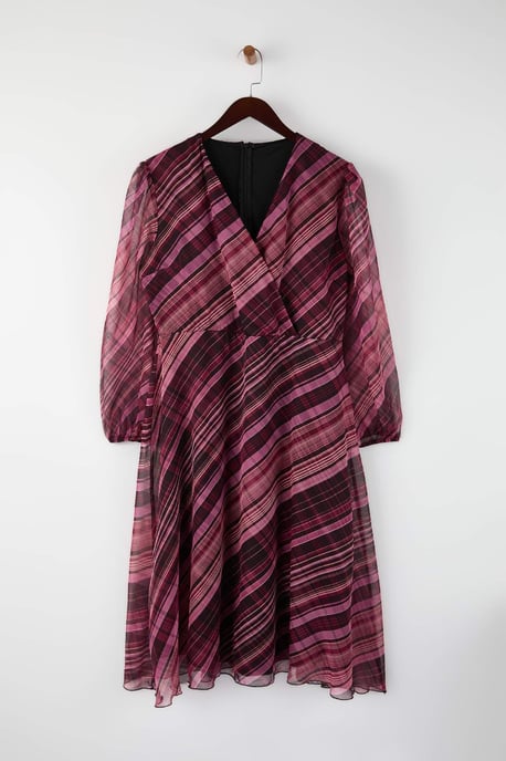 Trendyol Curve Damen Mehrfarbig Geblümt Kurz / Mini Lang Abend / Alltag Zweireihig Große Größen Kleid - Image 4