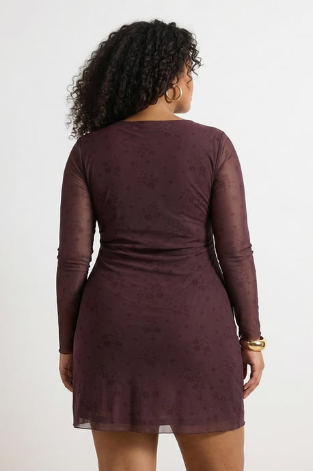 Trendyol Curve Damen Braun Geblümt Kurz / Mini Lang Casual A-Linie Große Größen Kleid - Image 2