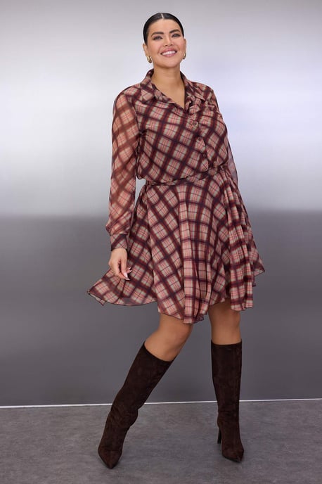 Trendyol Curve Damen Mehrfarbig Kariert Kurz / Mini Lang Casual Hemdblusenkleid Große Größen Kleid - Image 4