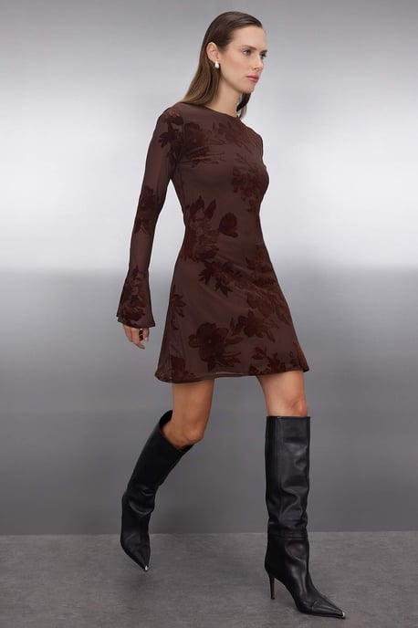 TRENDYOLMİLLA Damen Braun Geblümt Kurz / Mini Lang Abend / Alltag Skater Kleider - Image 6