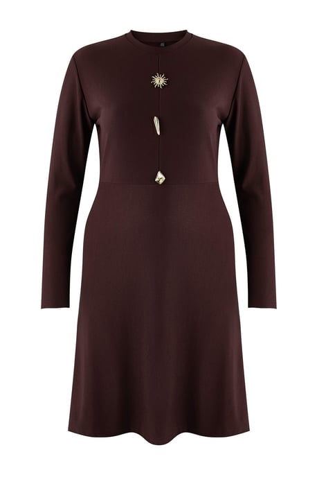 Trendyol Curve Damen Braun Einfarbig Kurz / Mini Lang Casual A-Linie Große Größen Kleid - Image 4