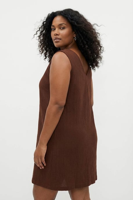 Trendyol Curve Damen Braun Einfarbig Kurz / Mini Ärmellos Strandmode Gerade Große Größen Kleid - Image 2