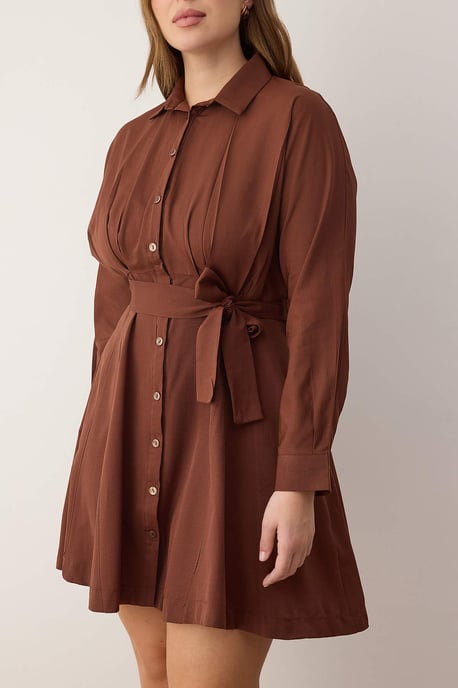 Trendyol Curve Damen Braun Einfarbig Kurz / Mini Lang Casual Hemdblusenkleid Große Größen Kleid - Image 2
