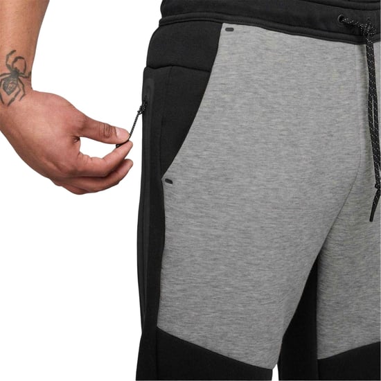 Nike - "Tech" Jogginghosen für Herren (Schwarz/Grau) - Image 3