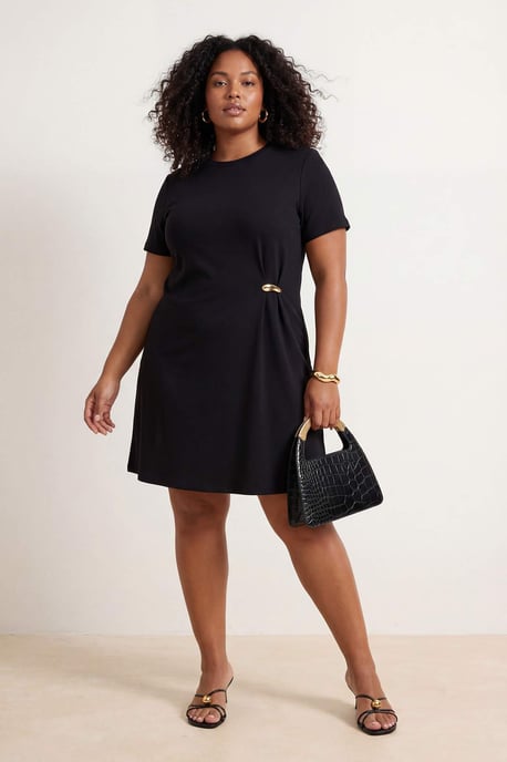 Trendyol Curve Damen Schwarz Einfarbig Kurz / Mini Kurz Casual Gerade Große Größen Kleid - Image 2