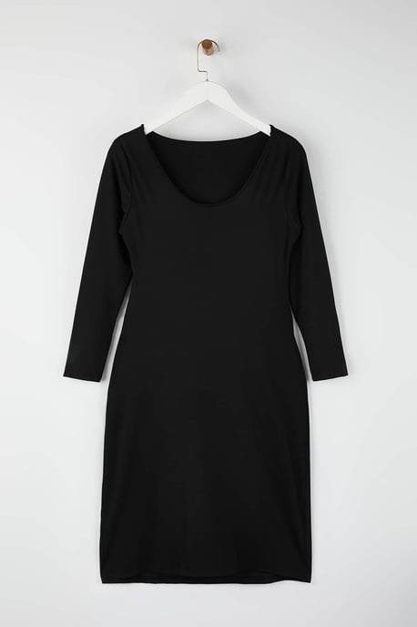 Trendyol Curve Damen Schwarz Einfarbig Kurz / Mini Lang Casual Bodycon Große Größen Kleid - Image 5