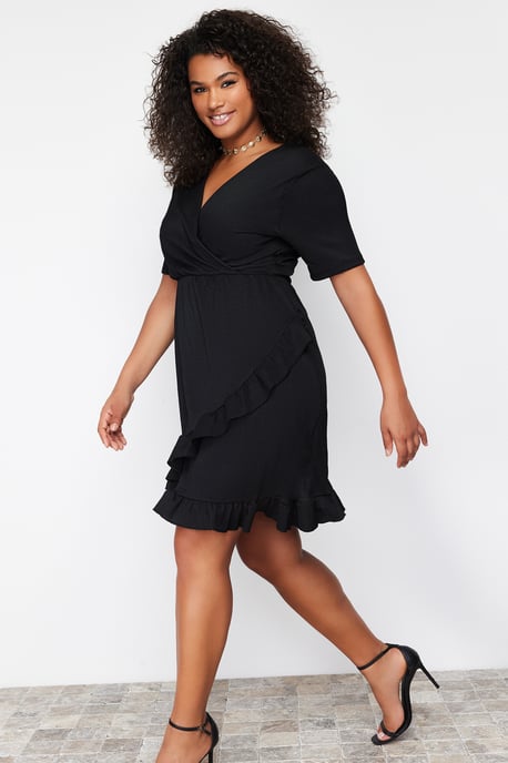 Trendyol Curve Damen Schwarz Einfarbig Kurz / Mini Kurz Casual Skater Große Größen Kleid - Image 2