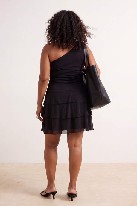 Trendyol Curve Damen Schwarz Einfarbig Kurz / Mini Ärmellos Skater Große Größen Kleid - Image 2