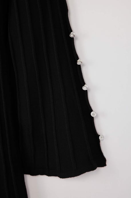 Trendyol Curve Damen Schwarz Einfarbig Kurz / Mini Lang Casual A-Linie Große Größen Kleid - Image 5
