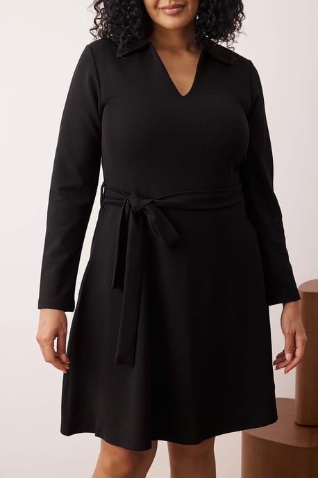 Trendyol Curve Damen Schwarz Einfarbig Kurz / Mini Lang Casual A-Linie Große Größen Kleid - Image 2