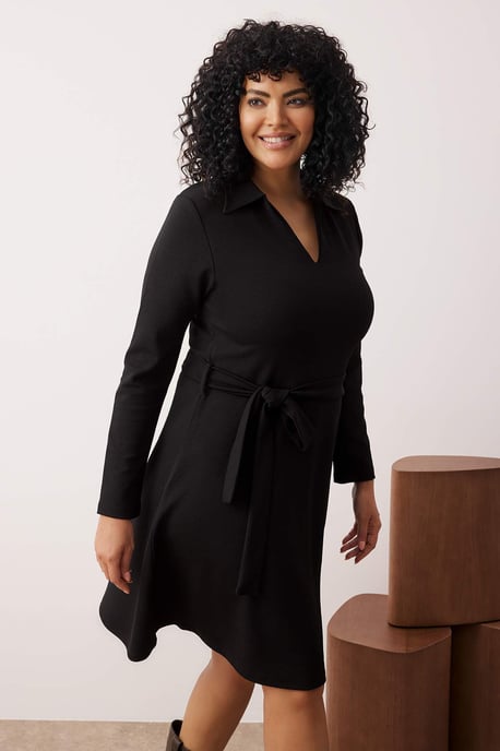 Trendyol Curve Damen Schwarz Einfarbig Kurz / Mini Lang Casual A-Linie Große Größen Kleid - Image 4
