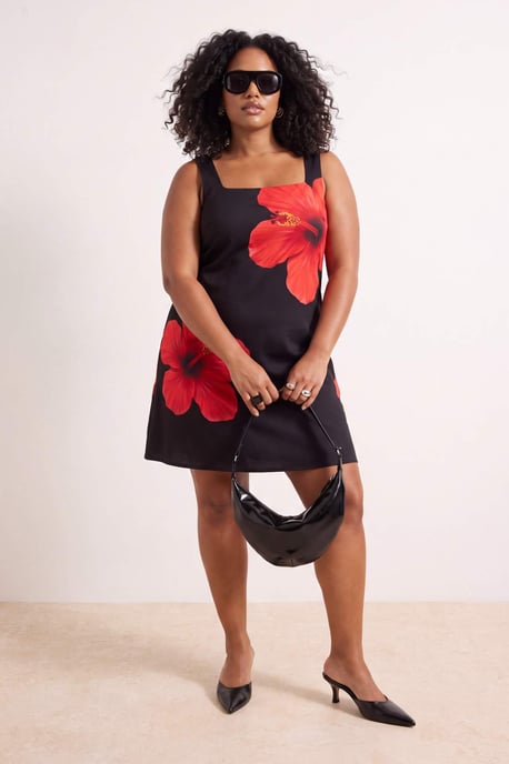 Trendyol Curve Damen Schwarz Geblümt Kurz / Mini Ärmellos A-Linie Große Größen Kleid - Image 2