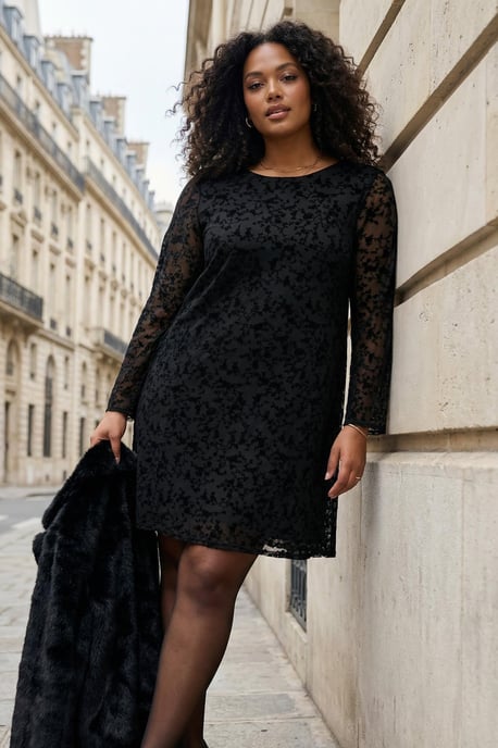 Trendyol Curve Damen Schwarz Geblümt Kurz / Mini Lang Casual Bodycon Große Größen Kleid - Image 6