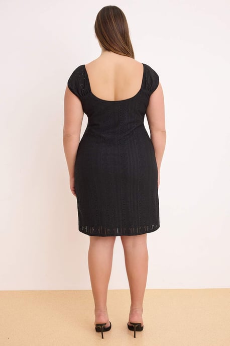 Trendyol Curve Damen Schwarz Einfarbig Kurz / Mini Ärmellos Casual A-Linie Große Größen Kleid - Image 4