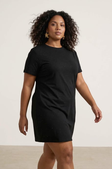 Trendyol Curve Damen Schwarz Einfarbig Kurz / Mini Kurz Casual Gerade Große Größen Kleid - Image 1
