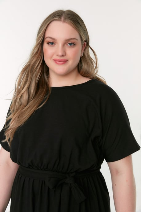 Trendyol Curve Damen Schwarz Einfarbig Kurz / Mini Kurz Business A-Linie Große Größen Kleid - Image 2