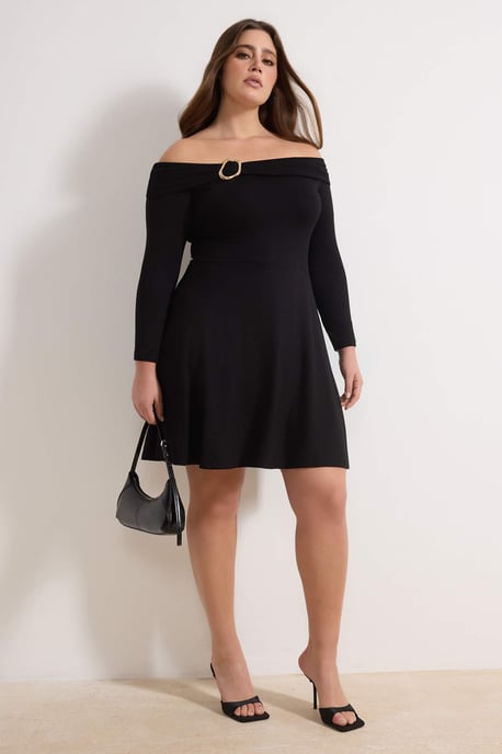 Trendyol Curve Damen Schwarz Einfarbig Kurz / Mini Lang Casual Skater Große Größen Kleid - Image 6