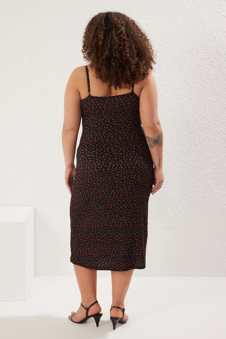 Trendyol Curve Damen Schwarz Einfarbig Kurz / Mini Ärmellos Casual Gerade Große Größen Kleid - Image 4