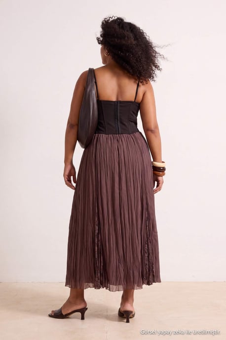 Trendyol Curve Damen Braun Einfarbig Maxi Große Größen Röcke - Image 2