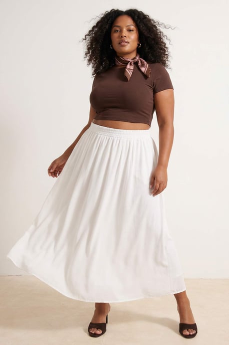 Trendyol Curve Damen Weiß Einfarbig Maxi Große Größen Röcke - Image 1