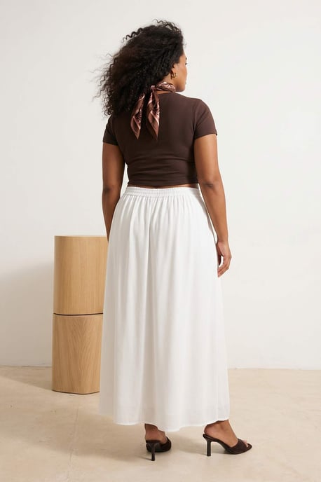 Trendyol Curve Damen Weiß Einfarbig Maxi Große Größen Röcke - Image 2