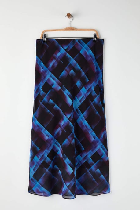 Trendyol Curve Damen Mehrfarbig Kariert Maxi Große Größen Röcke - Image 5