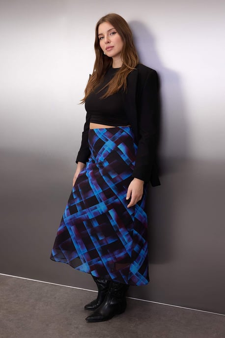 Trendyol Curve Damen Mehrfarbig Kariert Maxi Große Größen Röcke - Image 6