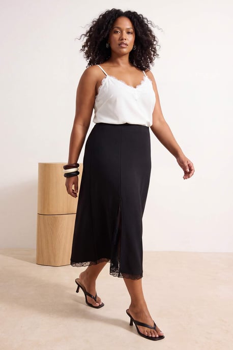 Trendyol Curve Damen Schwarz Einfarbig Maxi Große Größen Röcke - Image 2