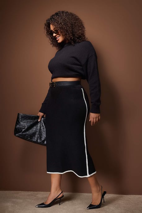 Trendyol Curve Damen Schwarz Gestreift Maxi Bleistift Rock Große Größen Röcke - Image 2