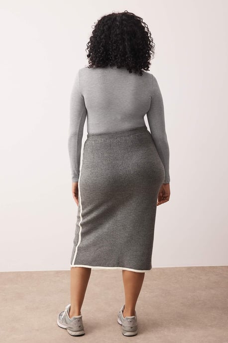 Trendyol Curve Damen Grau Gestreift Maxi Bleistift Rock Große Größen Röcke - Image 3