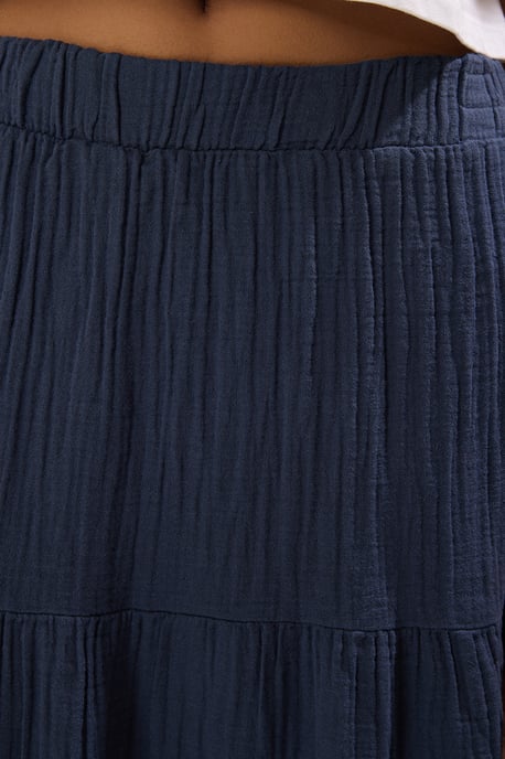 TRENDYOLMİLLA Damen Dunkelblau Einfarbig Maxi Skater Röcke - Image 2
