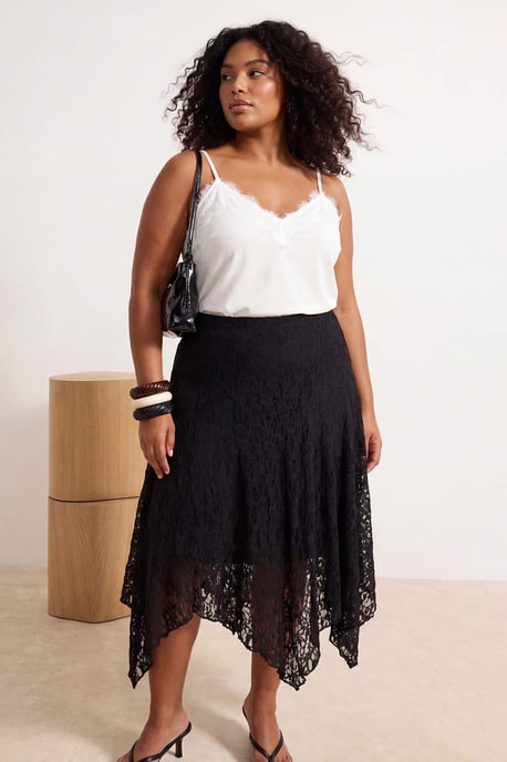 Trendyol Curve Damen Schwarz Einfarbig Midi Asymmetrisch Große Größen Röcke - Image 6