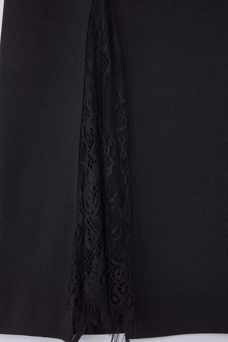 Trendyol Curve Damen Schwarz Einfarbig Midi Skater Große Größen Röcke - Image 3