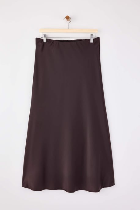 Trendyol Curve Damen Braun Einfarbig Midi Große Größen Röcke - Image 4