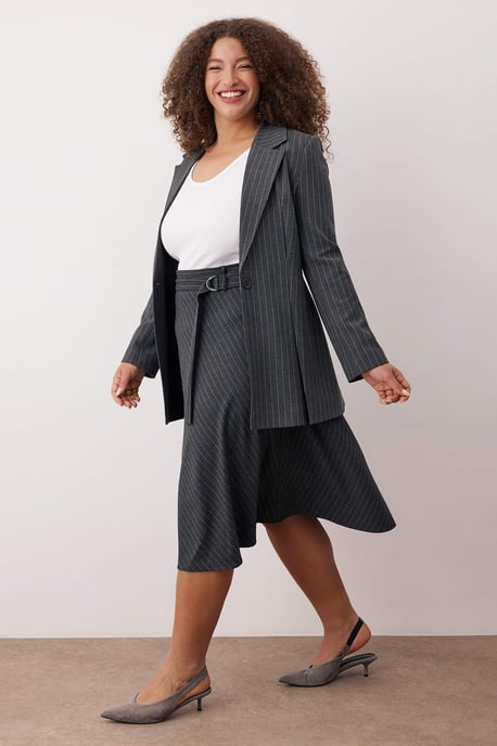 Trendyol Curve Damen Grau Gestreift Midi Ausgestellt Rock Große Größen Röcke - Image 6