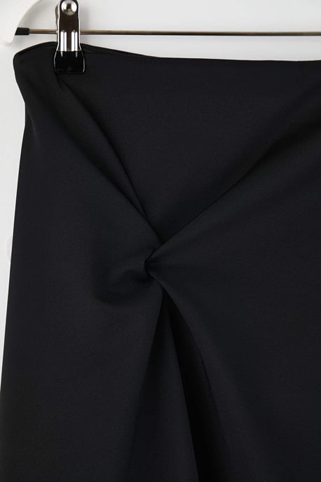 Trendyol Curve Damen Schwarz Einfarbig Midi Große Größen Röcke - Image 5
