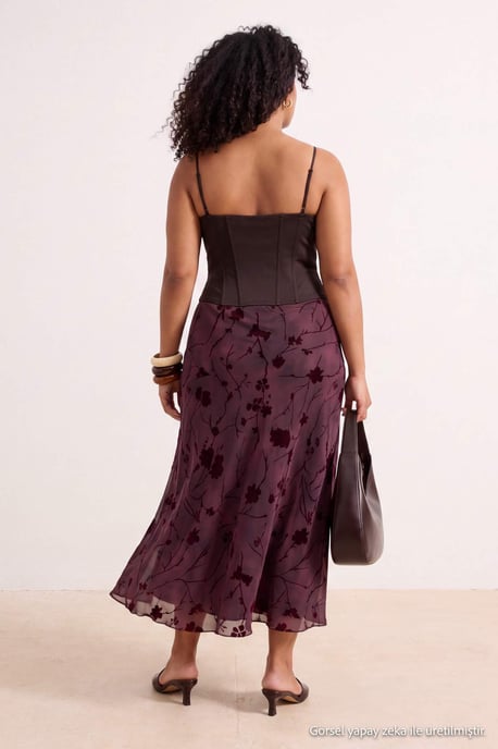 Trendyol Curve Damen Bordeaux Geblümt Midi Große Größen Röcke - Image 3