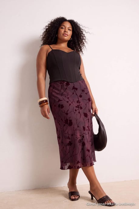 Trendyol Curve Damen Bordeaux Geblümt Midi Große Größen Röcke - Image 6