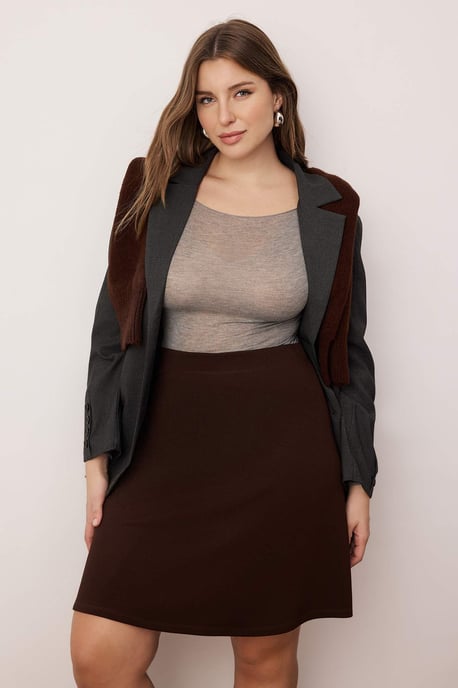Trendyol Curve Damen Braun Einfarbig Kurz / Mini A-Linie A-Linie Große Größen Röcke - Image 6