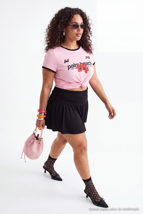 Trendyol Curve Damen Schwarz Einfarbig Kurz / Mini Skater Große Größen Röcke - Image 4