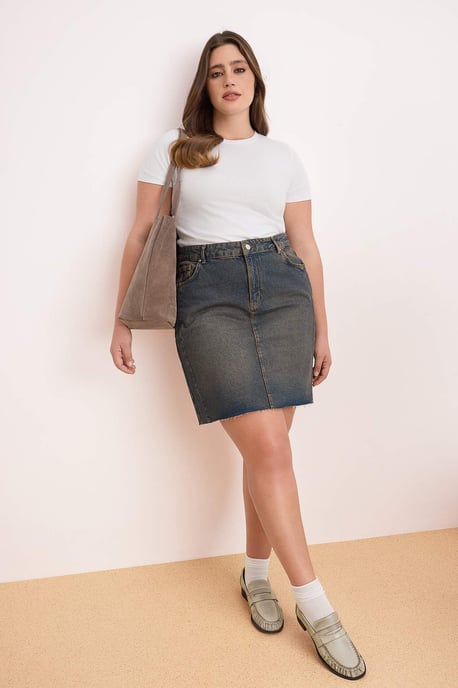Trendyol Curve Damen Blau Einfarbig Kurz / Mini A-Linie Große Größen Röcke - Image 1