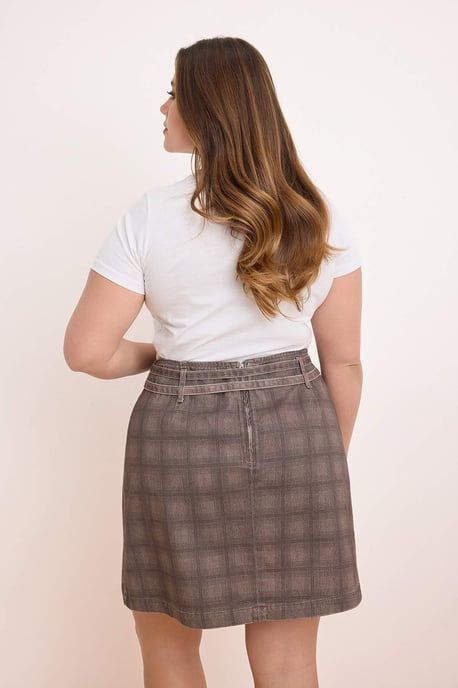 Trendyol Curve Damen Braun Kariert Kurz / Mini A-Linie Große Größen Röcke - Image 3
