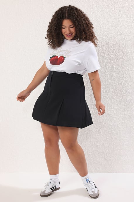 Trendyol Curve Damen Schwarz Einfarbig Kurz / Mini A-Linie Große Größen Röcke - Image 6