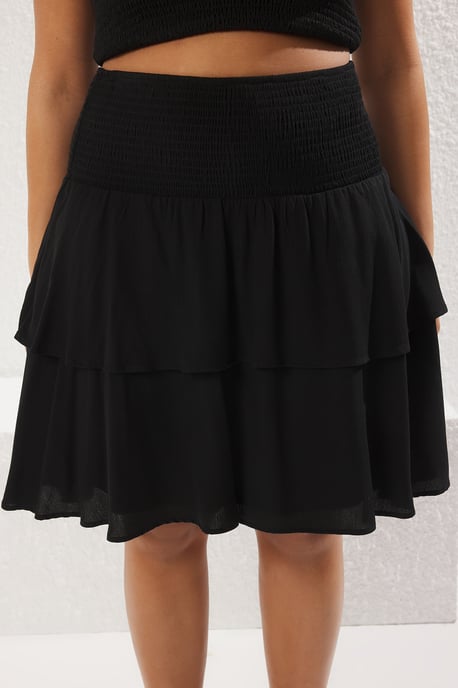 Trendyol Curve Damen Schwarz Einfarbig Kurz / Mini Volantsaum Große Größen Röcke - Image 2