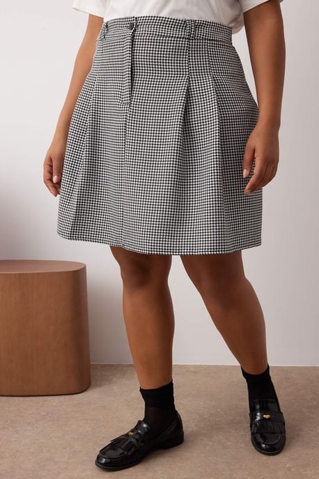 Trendyol Curve Damen Mehrfarbig Hahnentrittmuster Kurz / Mini A-Linie Große Größen Röcke - Image 2