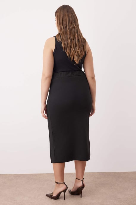 Trendyol Curve Damen Schwarz Einfarbig Midi Bleistift Rock Große Größen Röcke - Image 3