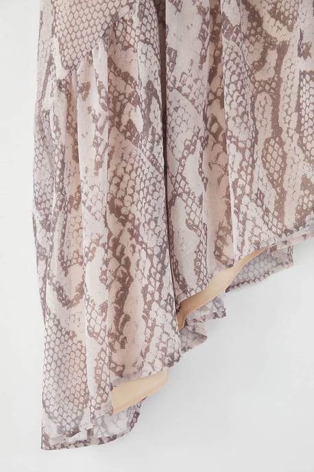 Trendyol Curve Damen Mehrfarbig Animal-Print Midi Asymmetrisch Große Größen Röcke - Image 5