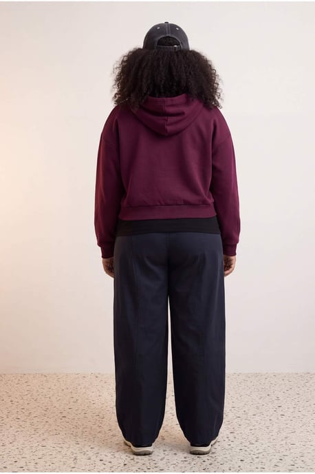 Trendyol Curve Damen Lila Einfarbig Lang, Regular Fit Große Größen Sweatshirts - Image 2